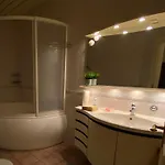 Alunana Lux & Jakuzzi In The Art Nouveau Area - 1870'S, Renovated 2025 - Self Check-In