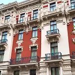 Alunana Lux & Jakuzzi In The Art Nouveau Area - 1870's, Renovated 2025 - Self Check-in * Riga