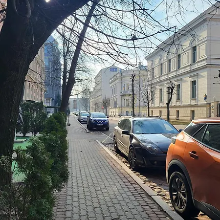 Alunana Lux Jakuzzi Apart, Facade Is Under Renovation, In Art Nouveau Area, Self Check-in