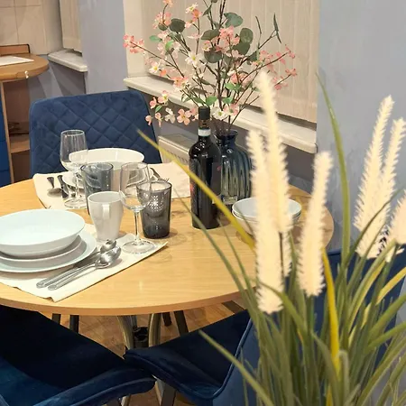 شقة Alunana Lux Jakuzzi Apart, Facade Is Under Renovation, In Art Nouveau Area, Self Check-in