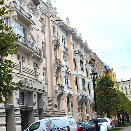Alunana Lux & Jakuzzi In Quiet Centre - 1870's, Near Parks & Old Town Ryga