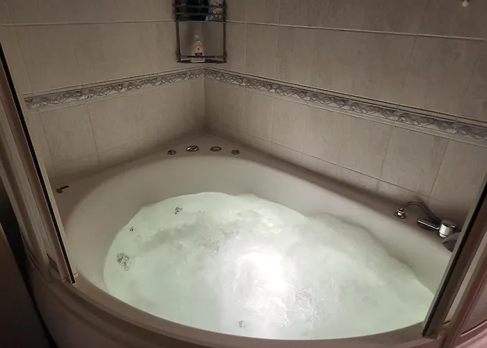 Dzīvoklis Alunana Lux & Jakuzzi In Art Nouveau Area - 1870's, Renovated 2025 - Self Check-in, 74 M2 *