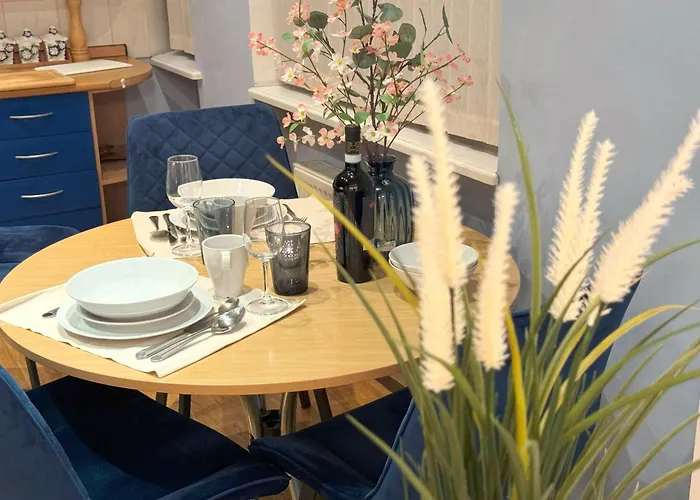 Dzīvoklis Alunana Lux & Jakuzzi In Art Nouveau Area - 1870's, Renovated 2025 - Self Check-in, 74 M2